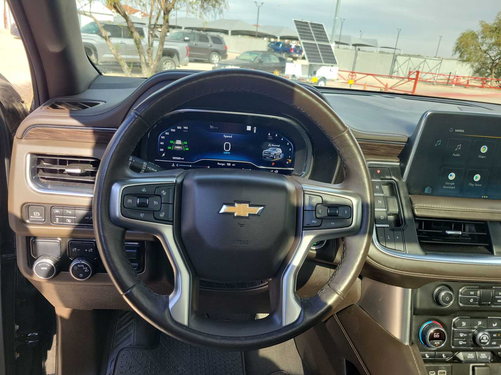 Thumbnail: 2022 Chevrolet Tahoe - 15