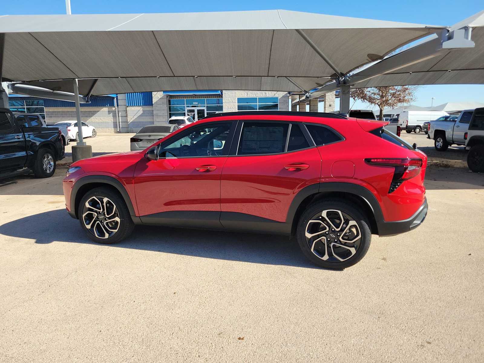 Thumbnail: 2026 Chevrolet Trax - 3