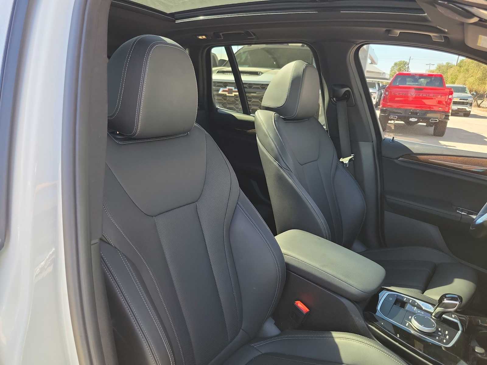 Thumbnail: 2023 BMW X3 - 14