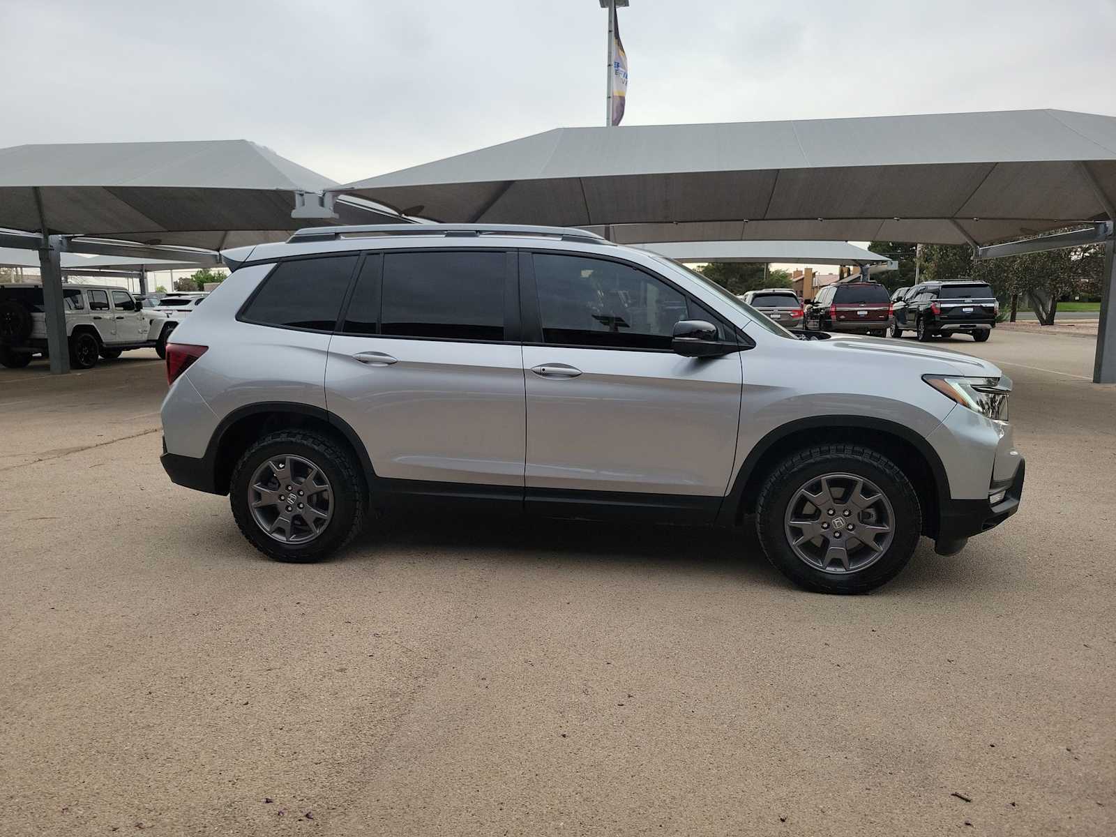 Thumbnail: 2024 Honda Passport - 9
