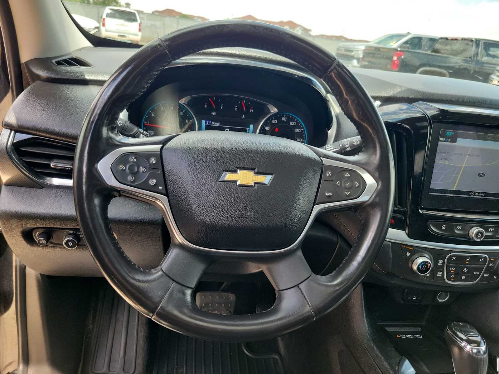 Thumbnail: 2018 Chevrolet Traverse - 15