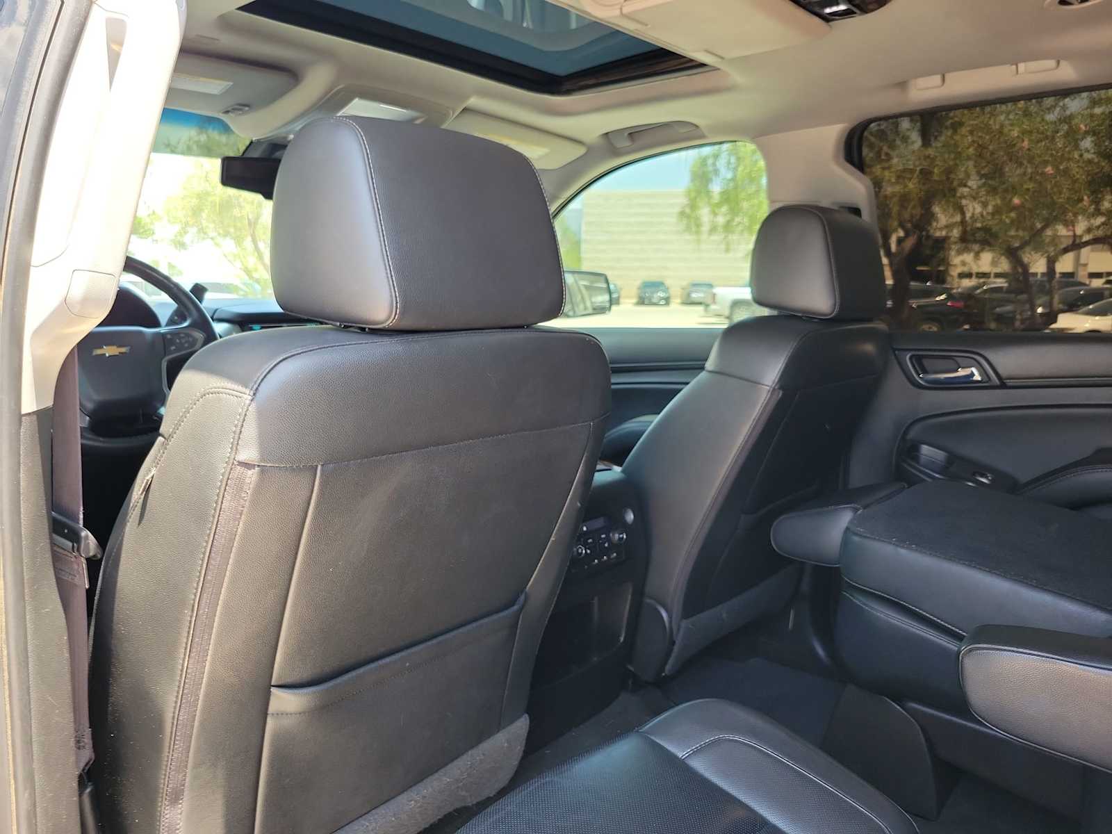 Thumbnail: 2017 Chevrolet Suburban - 12