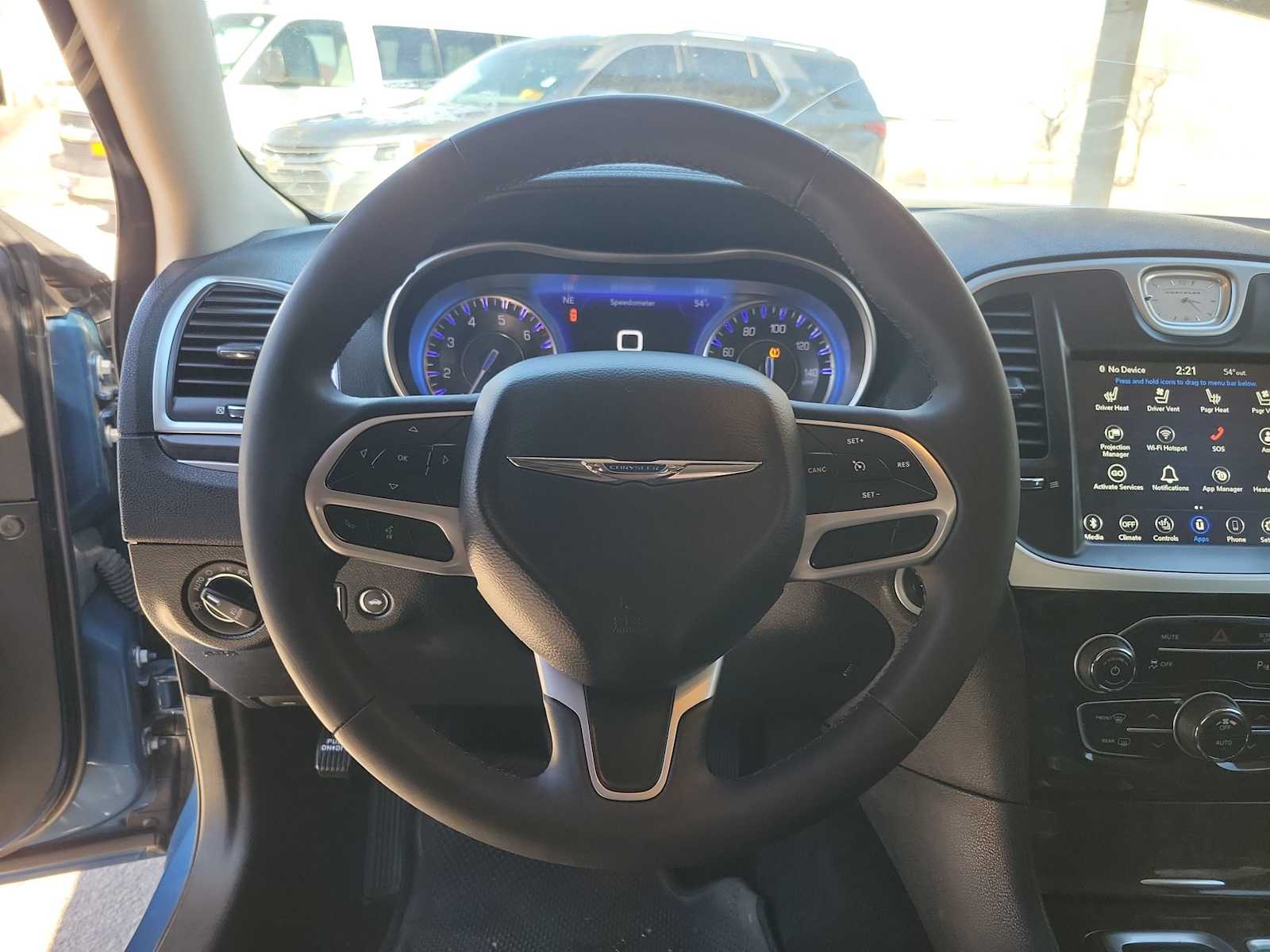 Thumbnail: 2022 Chrysler 300 - 11