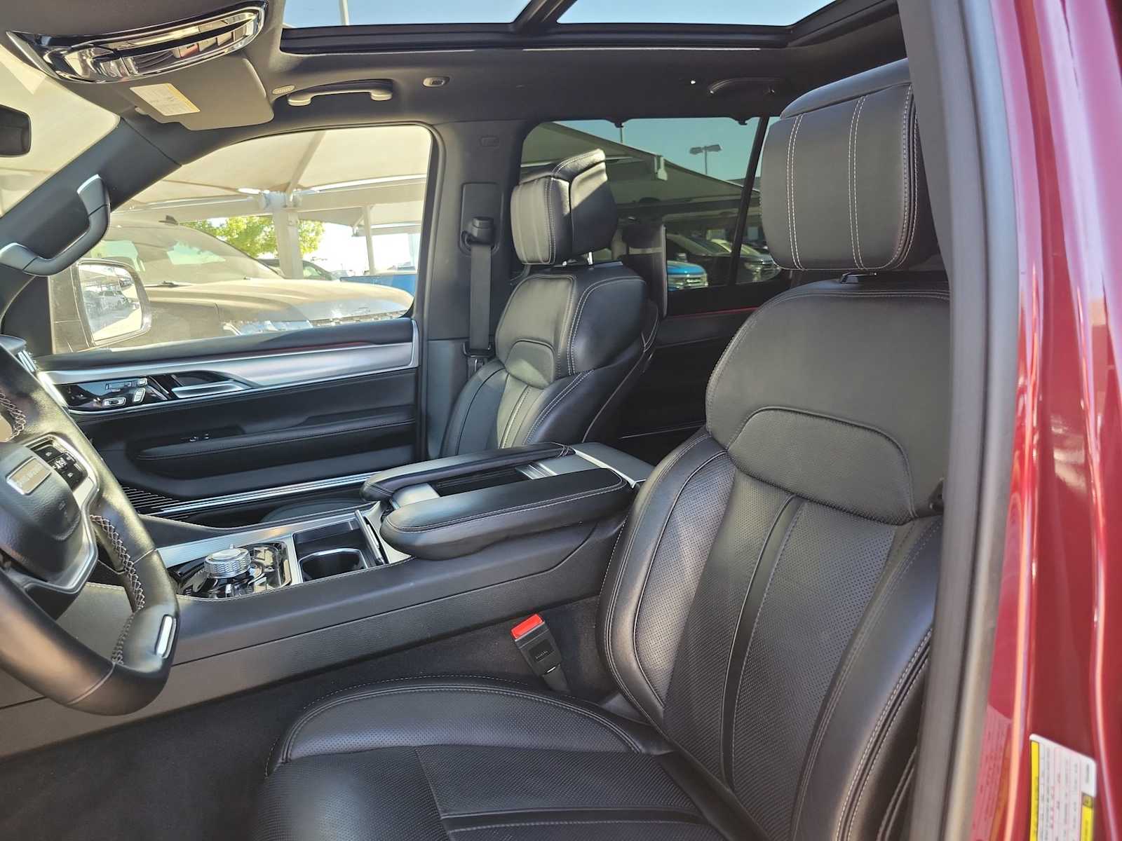 Thumbnail: 2023 Jeep Grand Wagoneer - 11