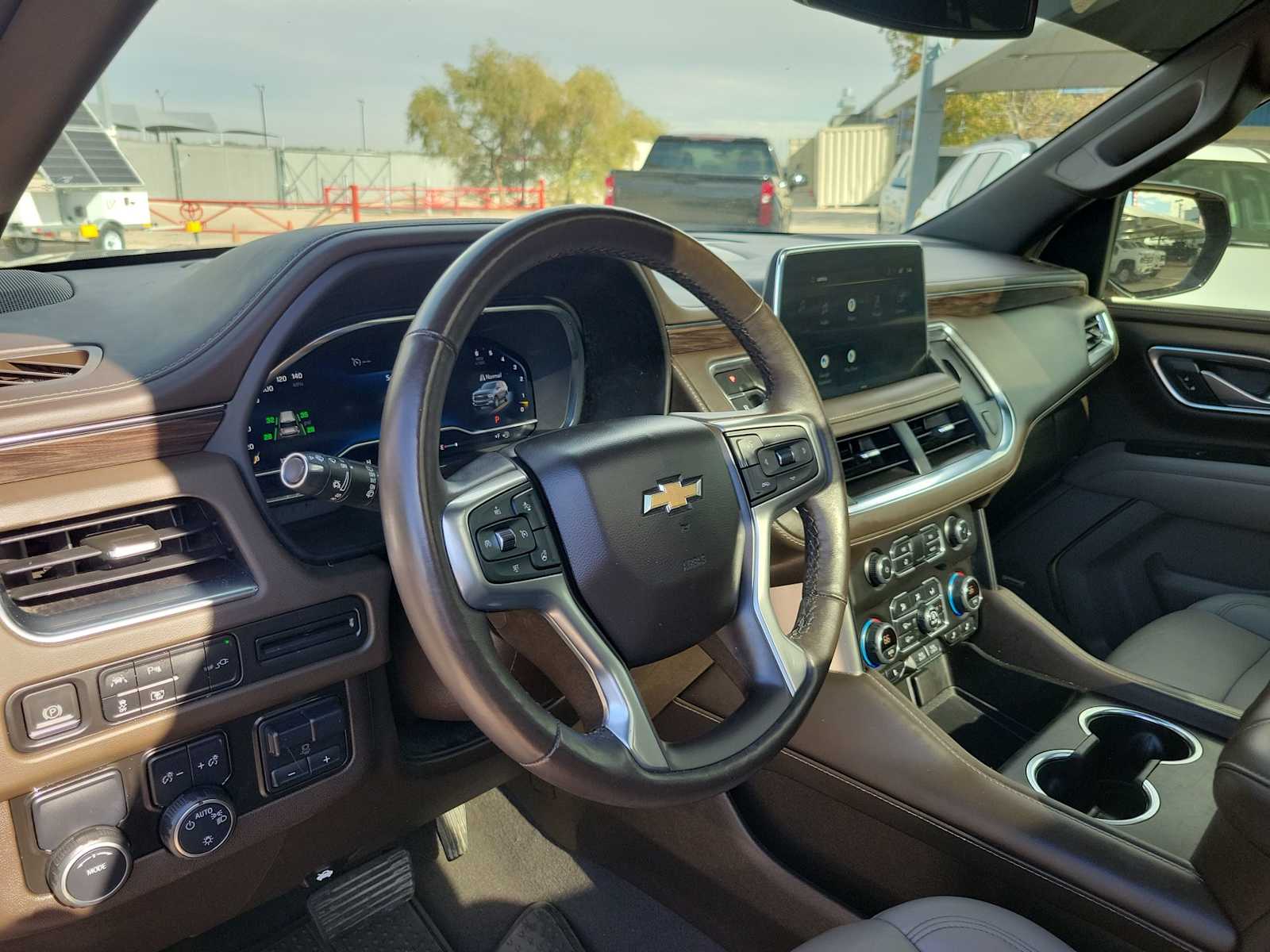 Thumbnail: 2022 Chevrolet Tahoe - 2