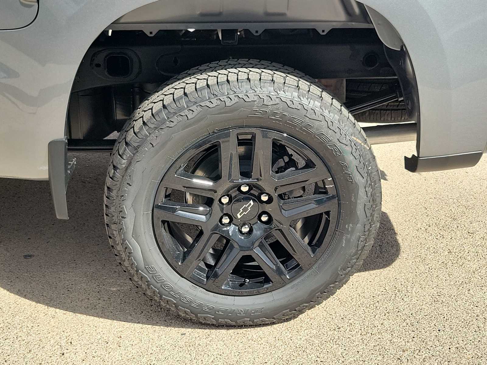 Thumbnail: 2026 Chevrolet Silverado 1500 - 8