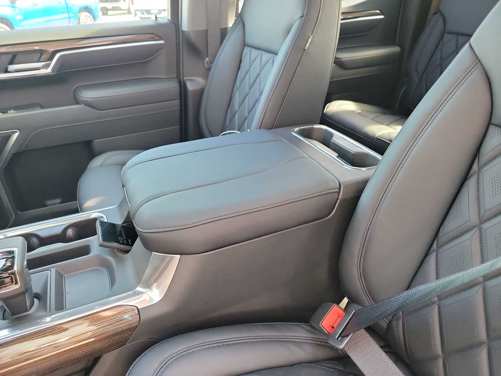 Thumbnail: 2025 Chevrolet Silverado 1500 - 16