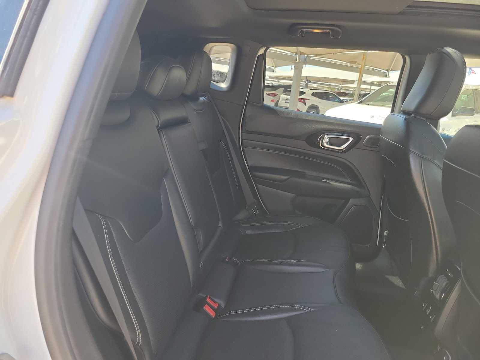 Thumbnail: 2022 Jeep Compass - 17