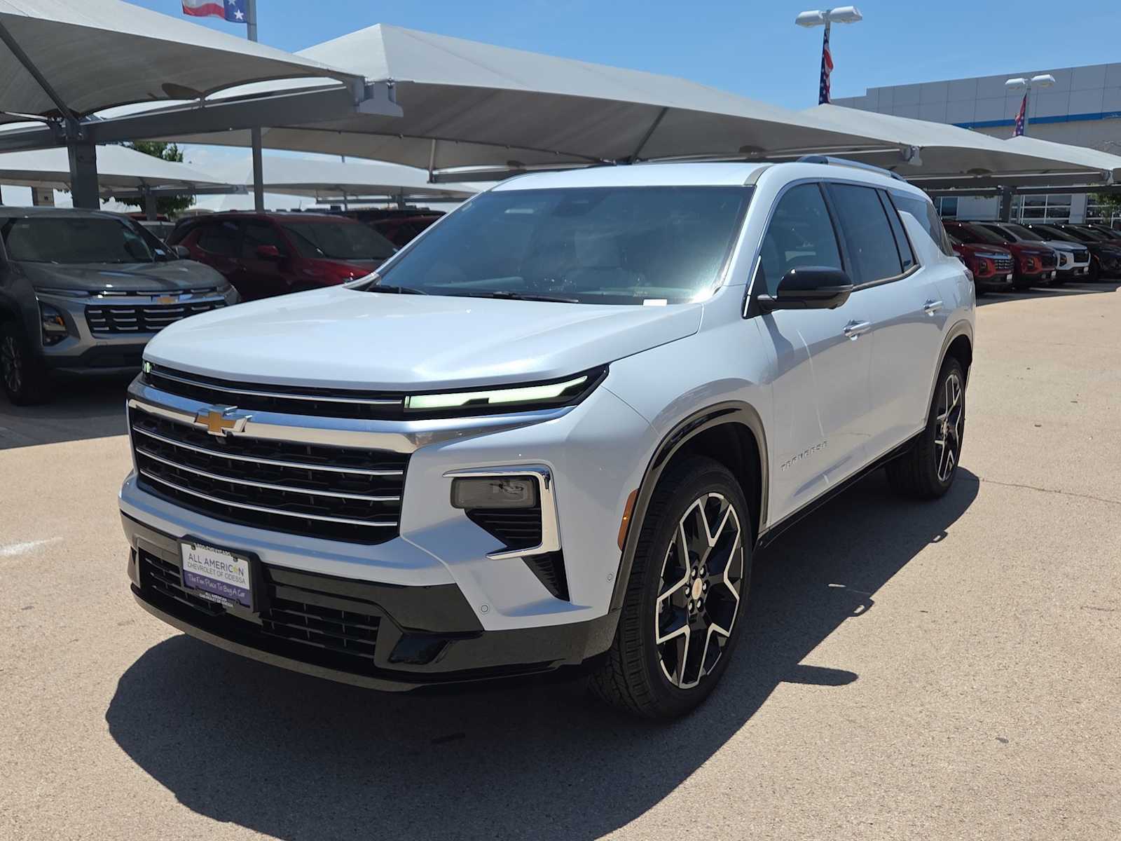 Thumbnail: 2026 Chevrolet Traverse - 4