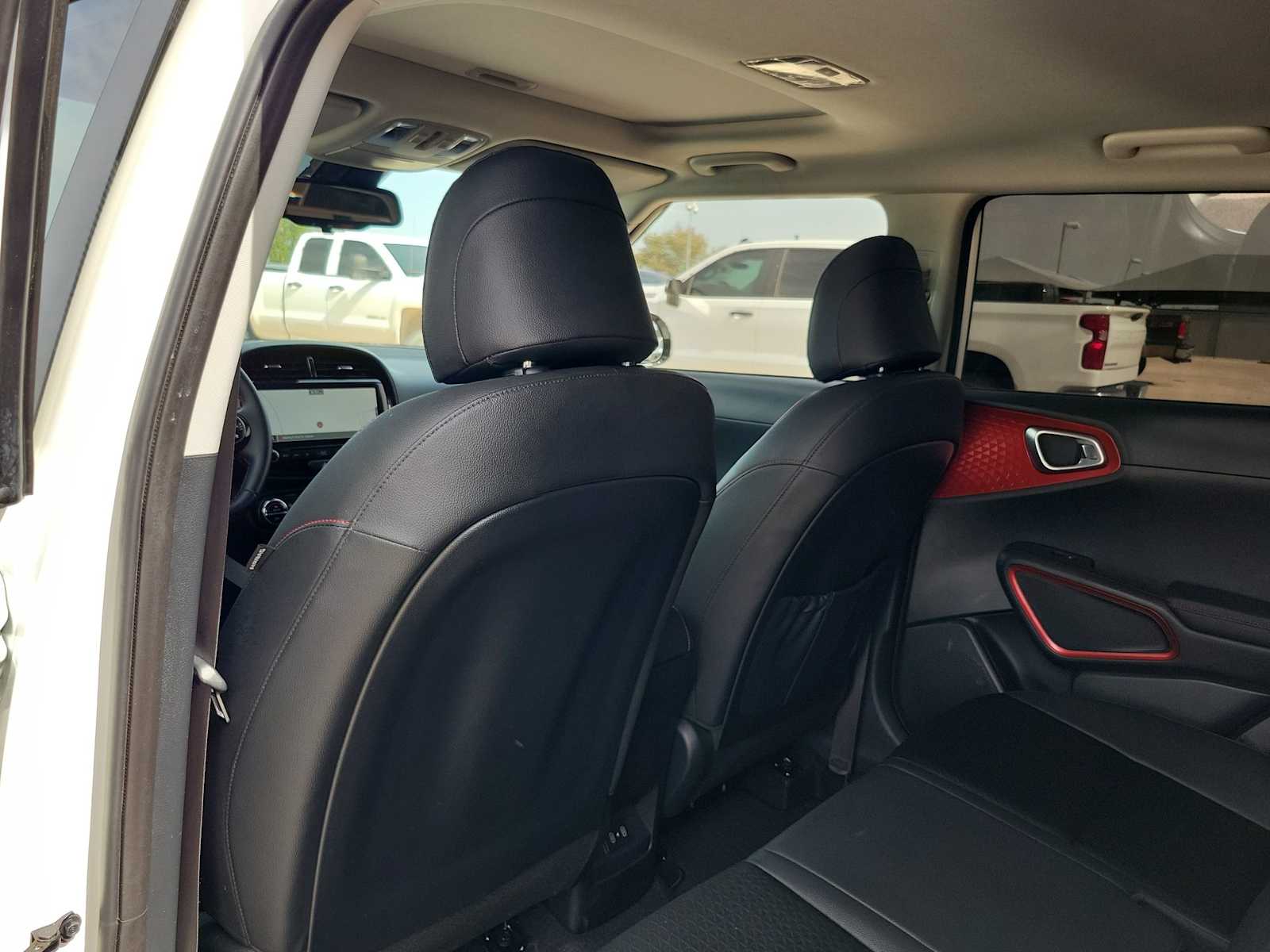 Thumbnail: 2025 Kia Soul - 16