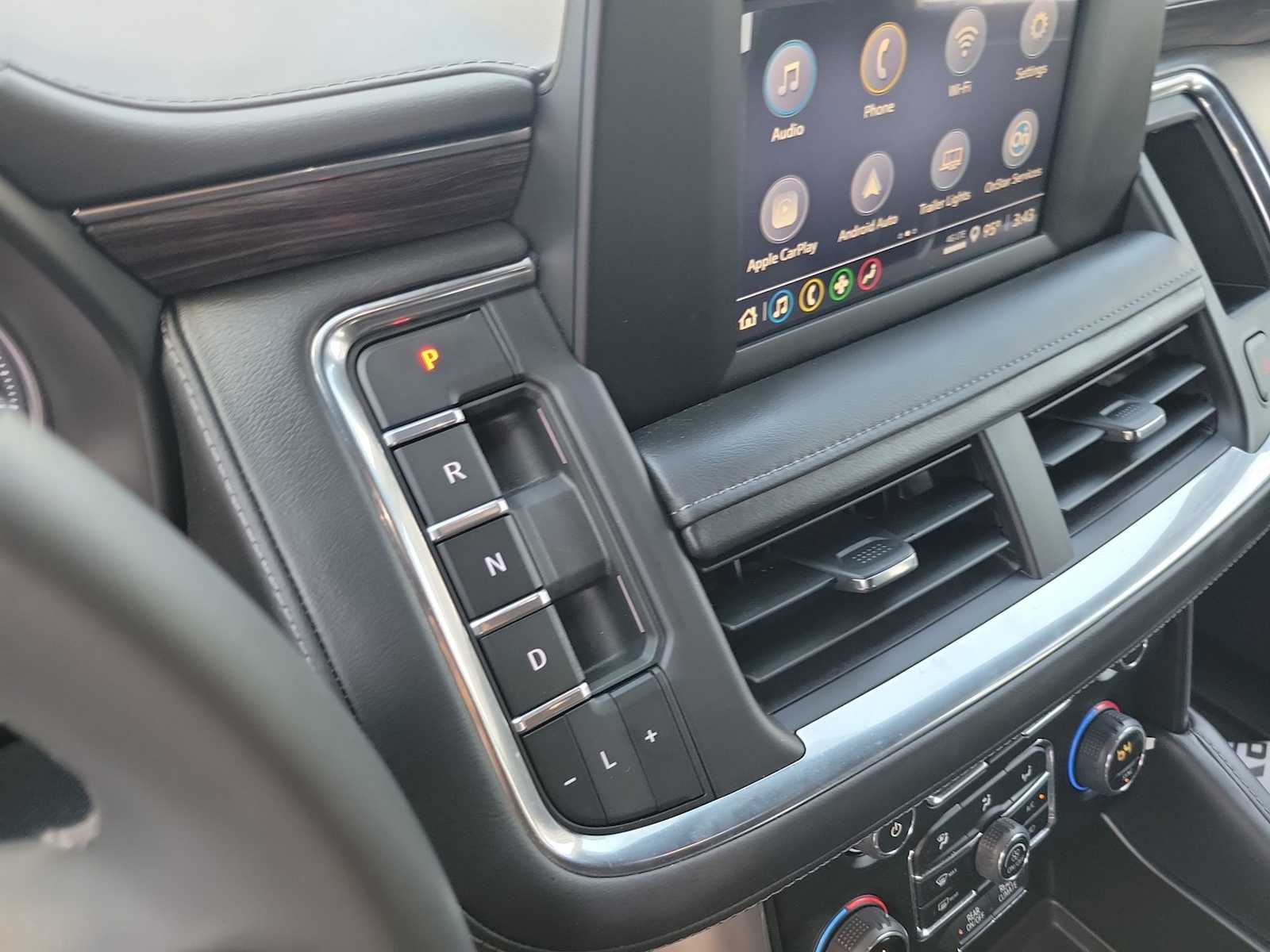 Thumbnail: 2024 Chevrolet Tahoe - 17