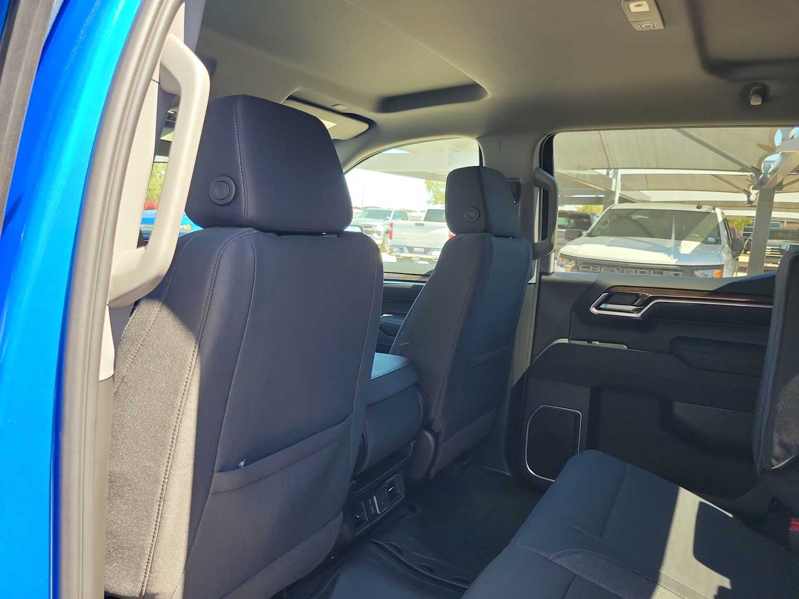 Thumbnail: 2026 Chevrolet Silverado 1500 - 12