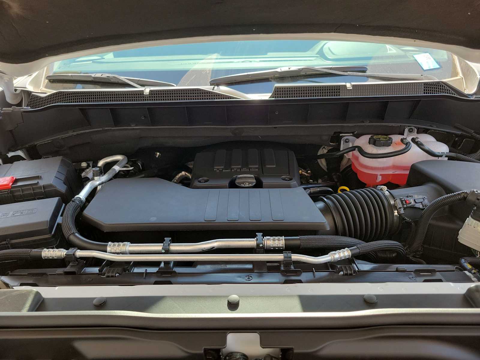 Thumbnail: 2026 Chevrolet Silverado 1500 - 9