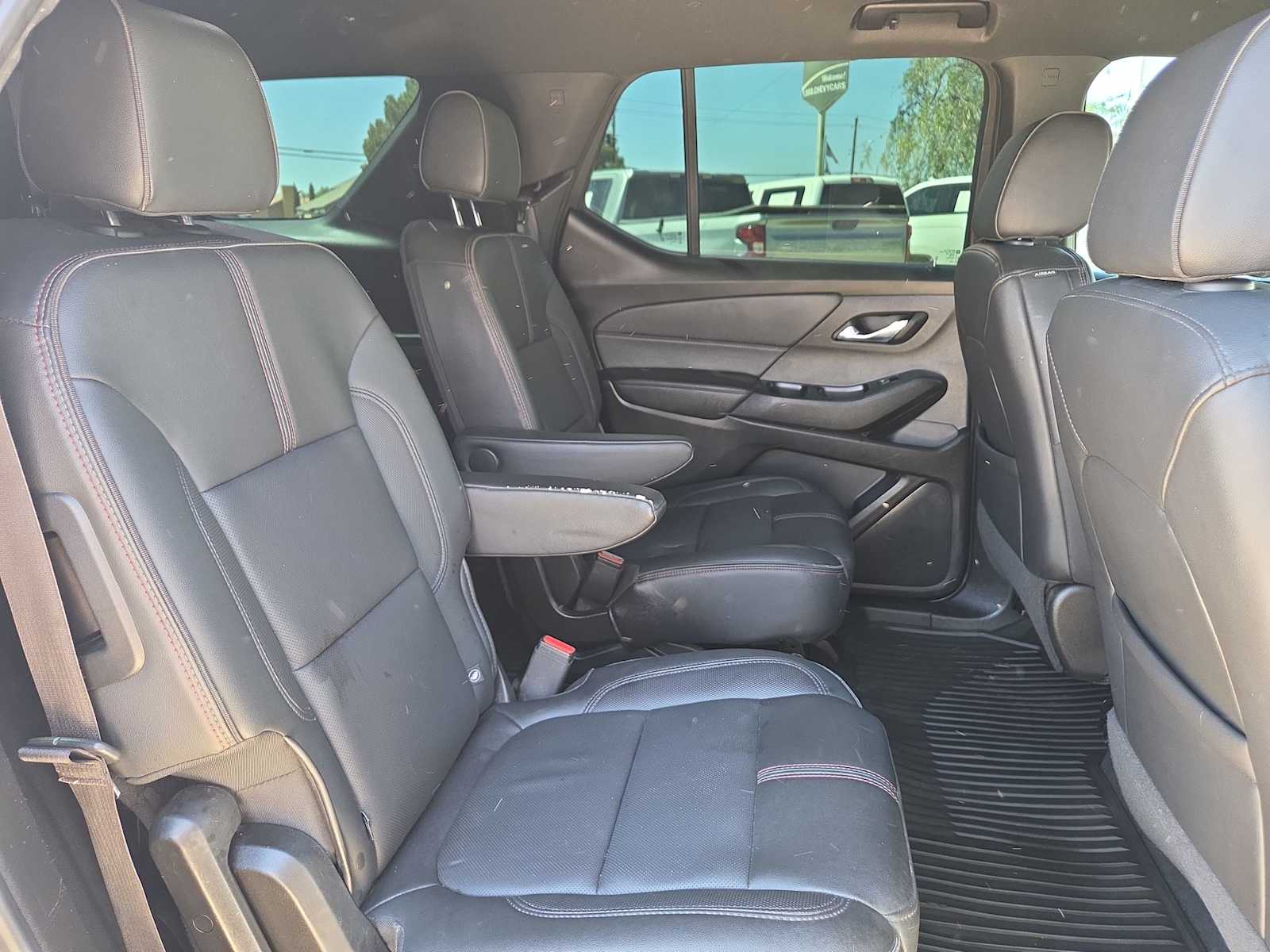 Thumbnail: 2023 Chevrolet Traverse - 17