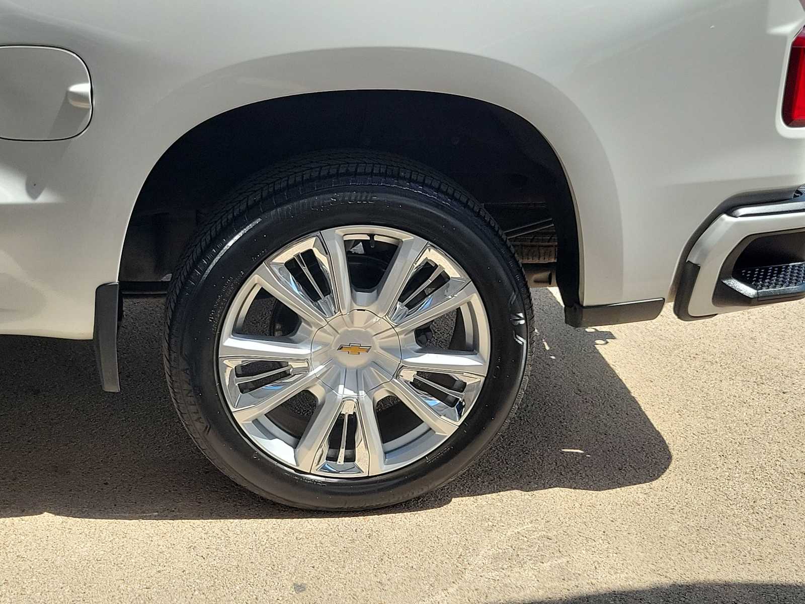 Thumbnail: 2022 Chevrolet Silverado 1500 - 8