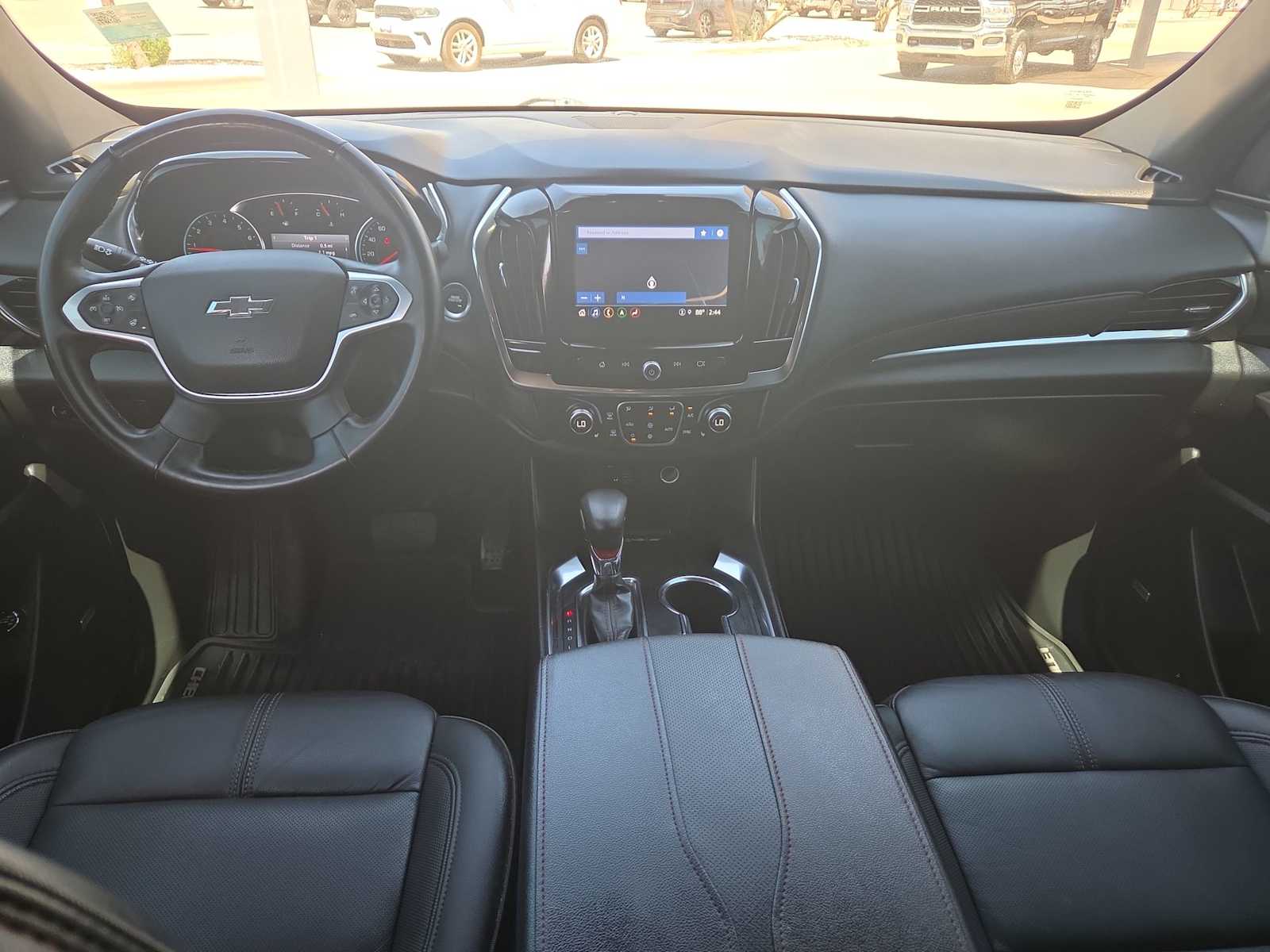 Thumbnail: 2023 Chevrolet Traverse - 14