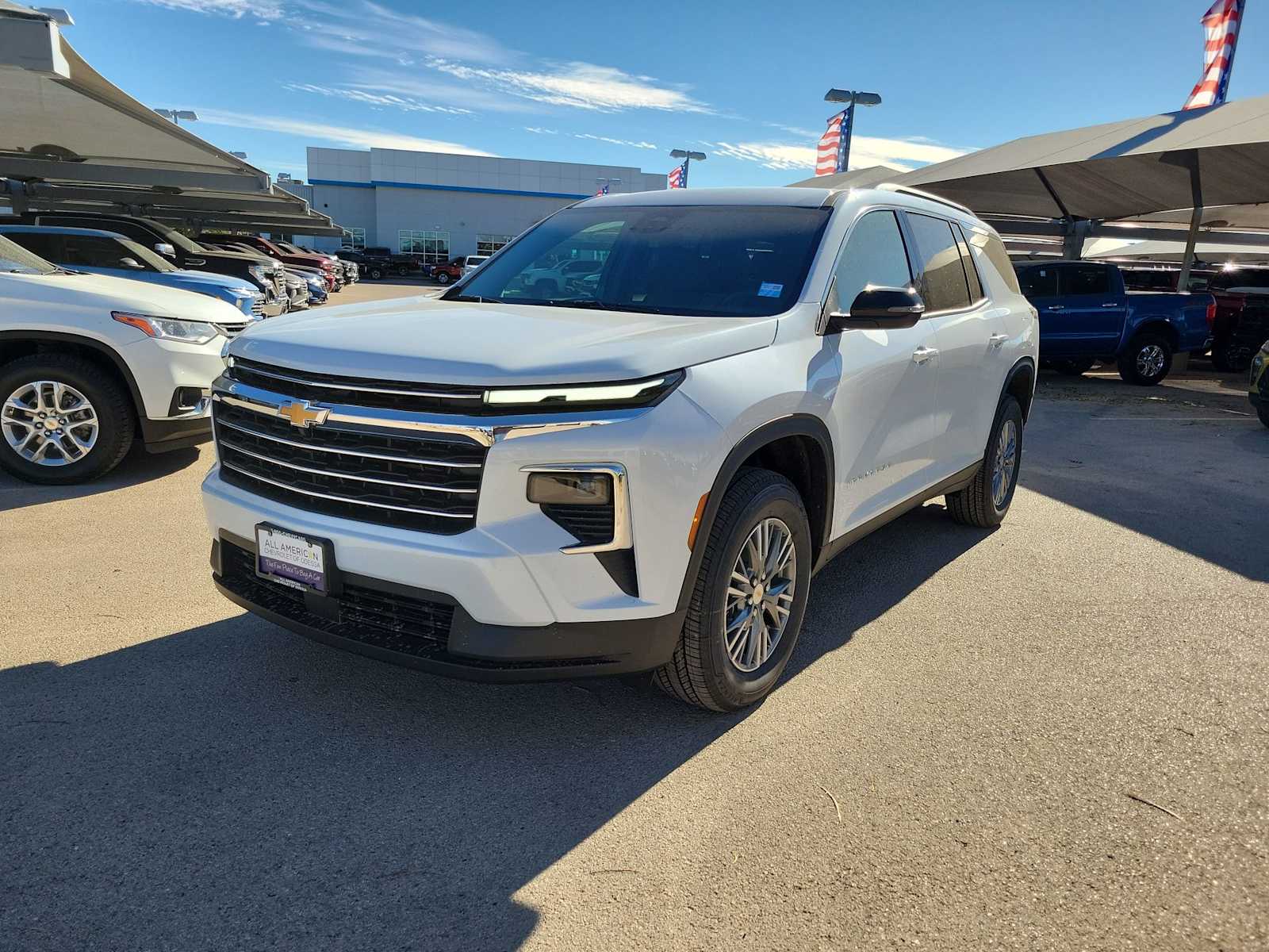 Thumbnail: 2026 Chevrolet Traverse - 4