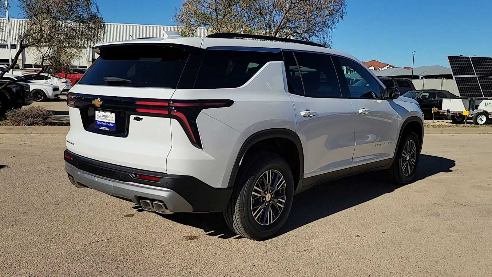 Thumbnail: 2026 Chevrolet Traverse - 9