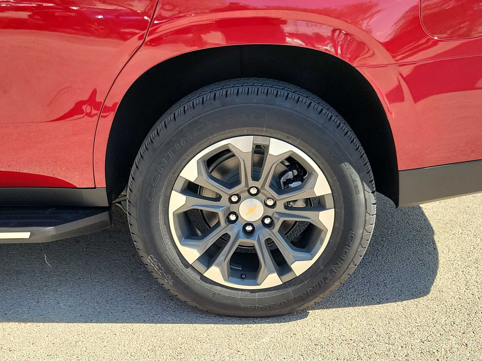 Thumbnail: 2026 Chevrolet Tahoe - 8