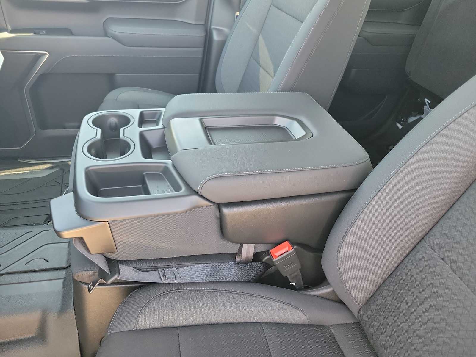 Thumbnail: 2026 Chevrolet Silverado 1500 - 12