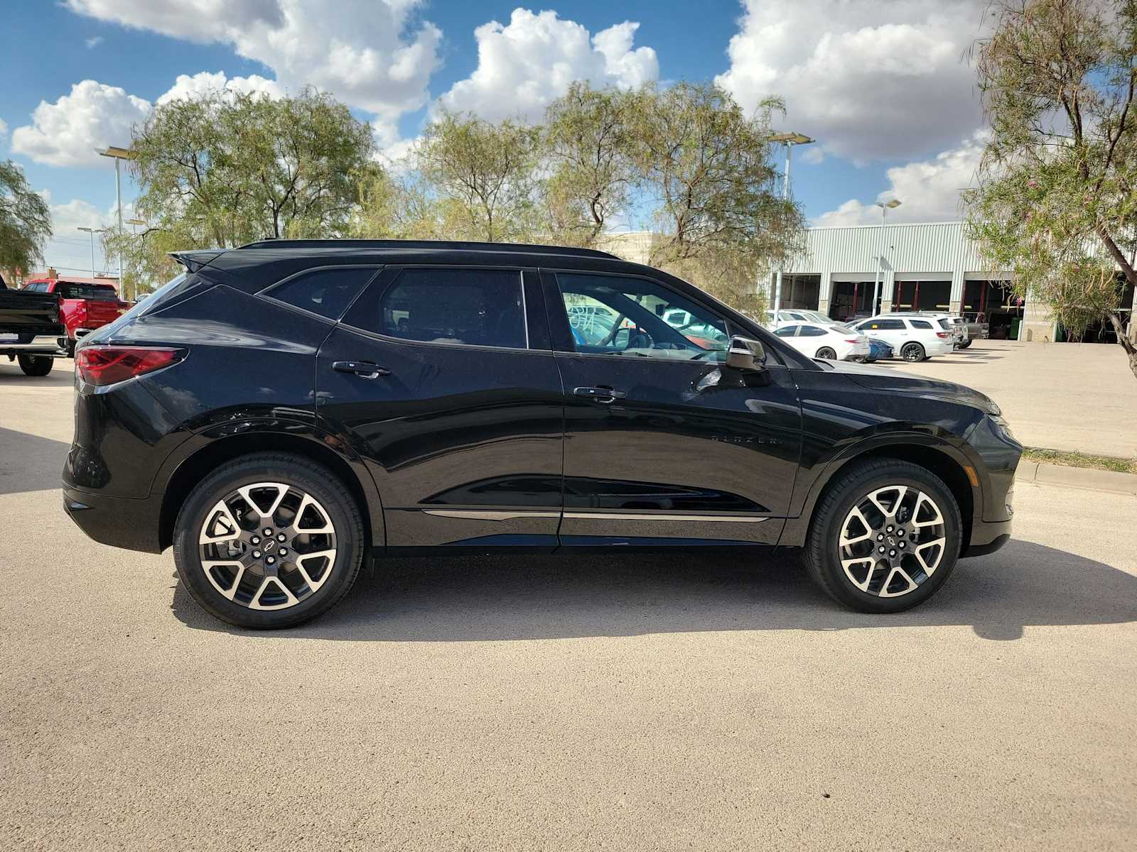 Thumbnail: 2025 Chevrolet Blazer - 9