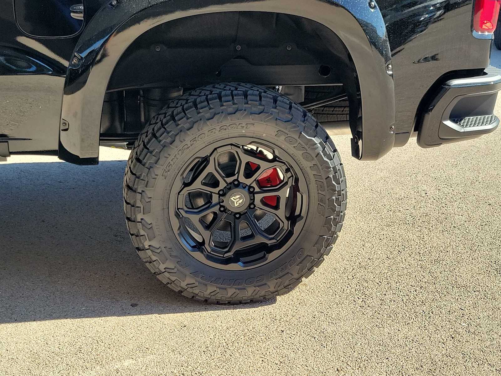 Thumbnail: 2025 Chevrolet Silverado 1500 - 8