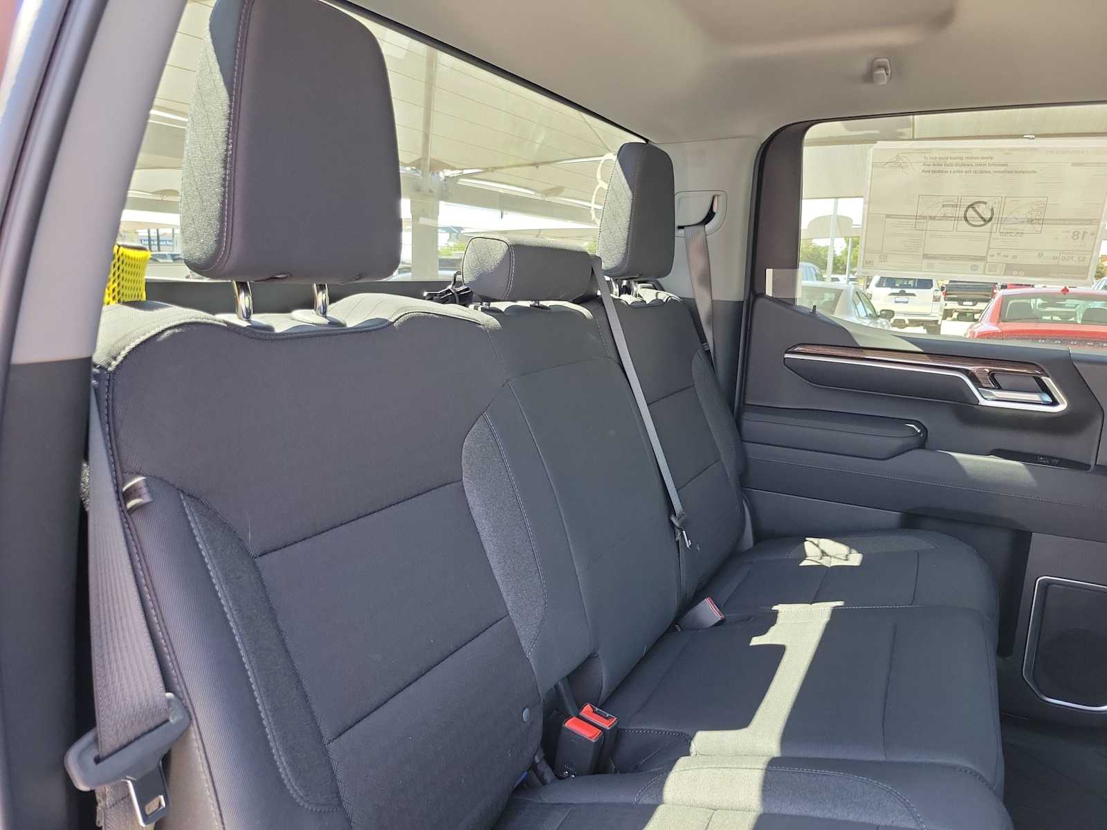 Thumbnail: 2026 Chevrolet Silverado 1500 - 13