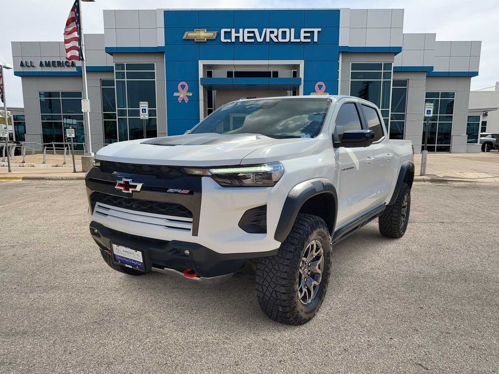 Thumbnail: 2023 Chevrolet Colorado - 1