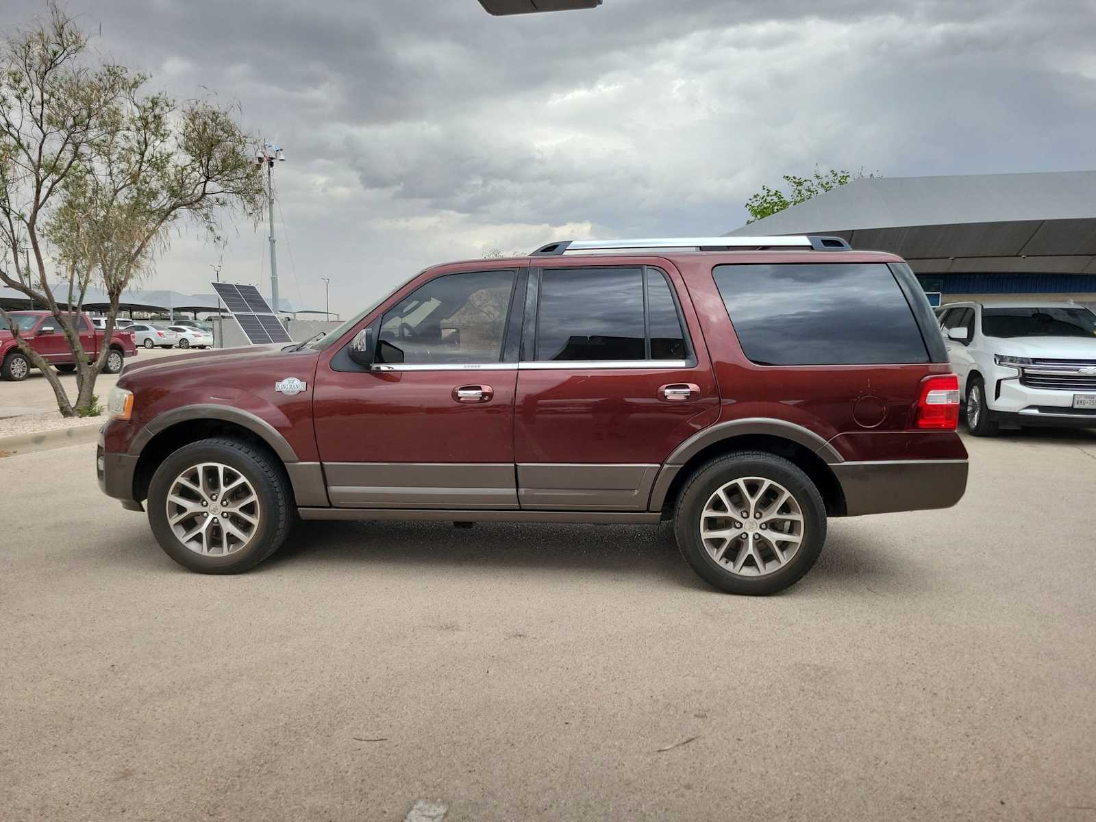 Thumbnail: 2016 Ford Expedition - 5