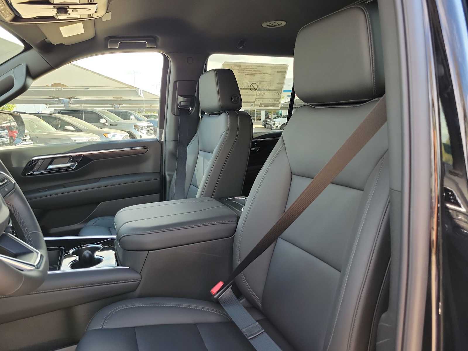 Thumbnail: 2026 Chevrolet Tahoe - 11