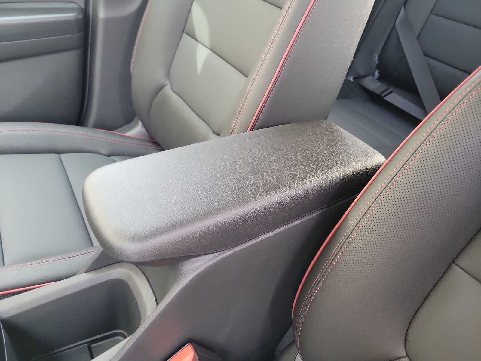 Thumbnail: 2026 Chevrolet TrailBlazer - 12