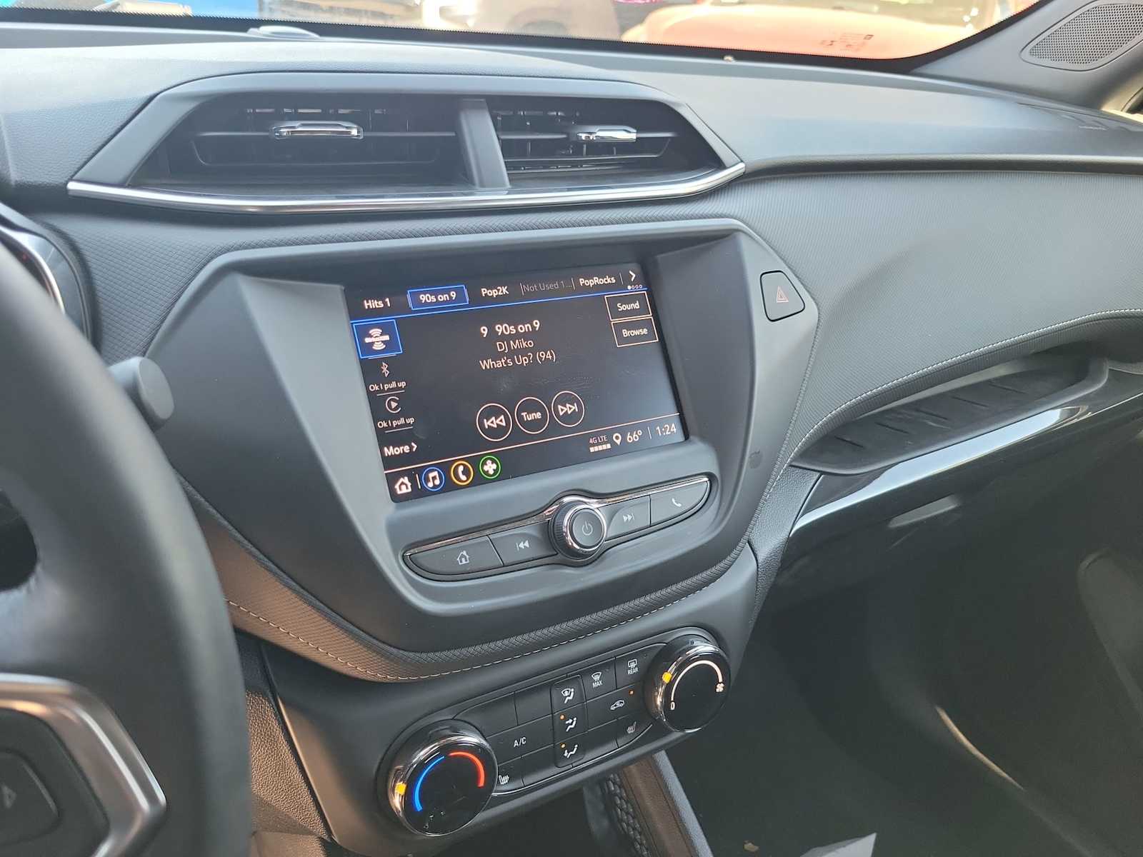 Thumbnail: 2022 Chevrolet TrailBlazer - 20