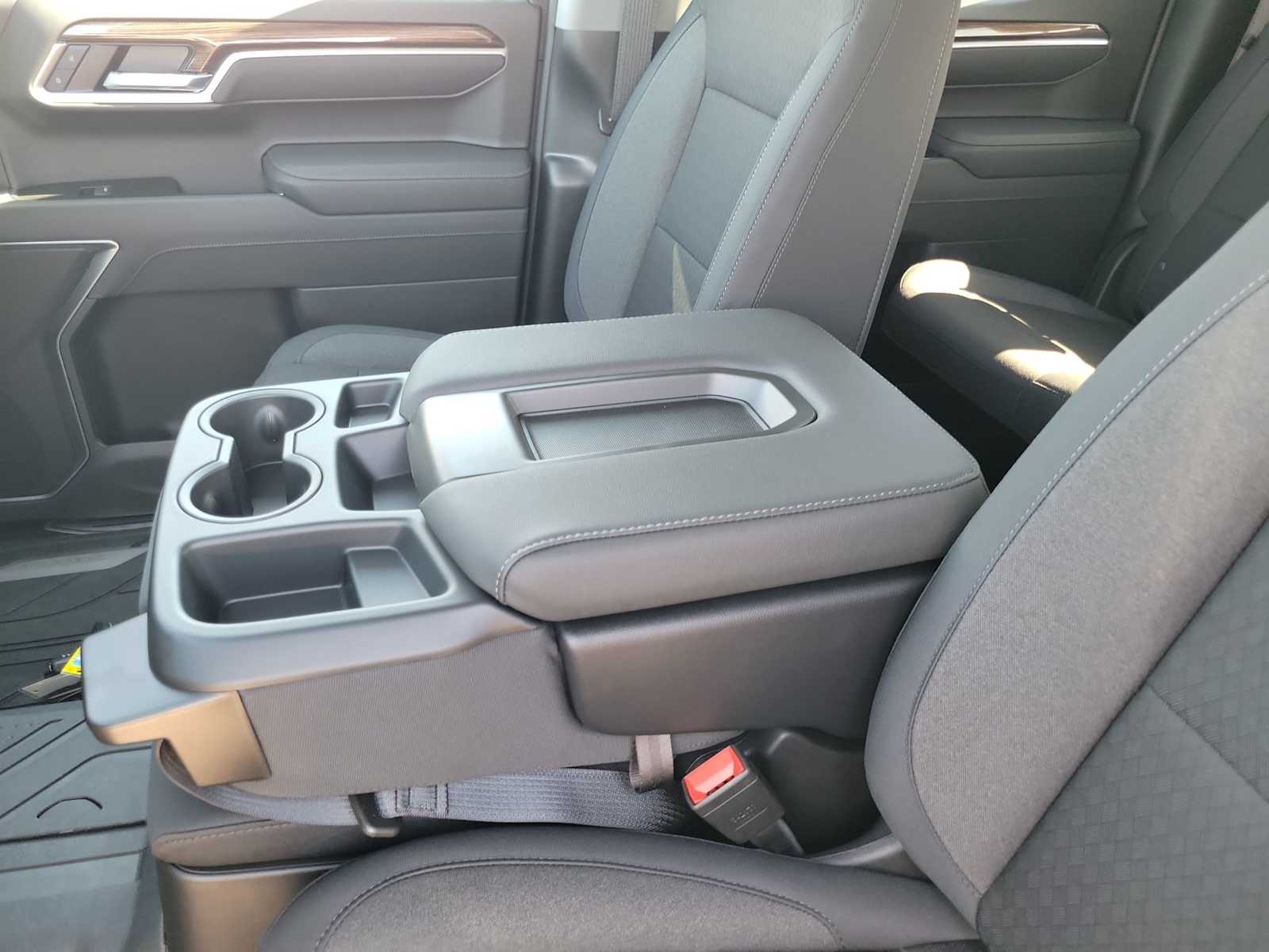 Thumbnail: 2026 Chevrolet Silverado 1500 - 19