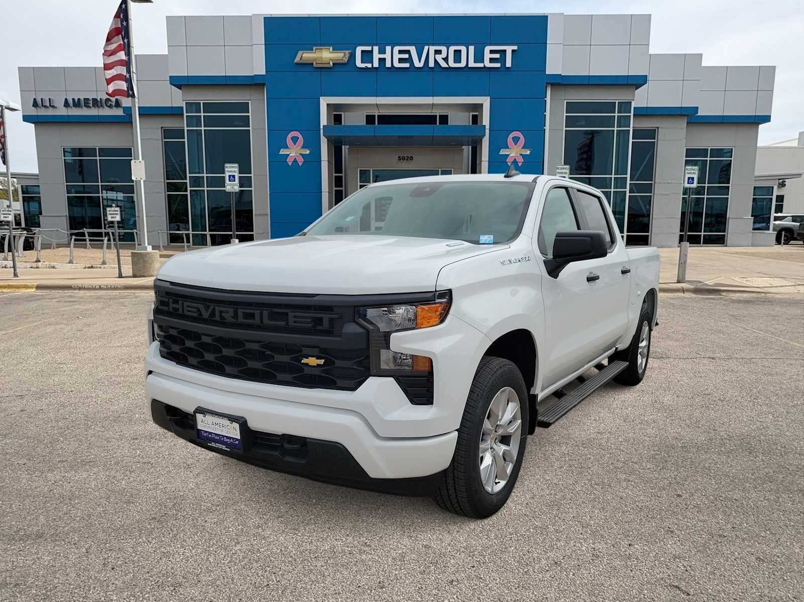 Thumbnail: 2026 Chevrolet Silverado 1500 - 1
