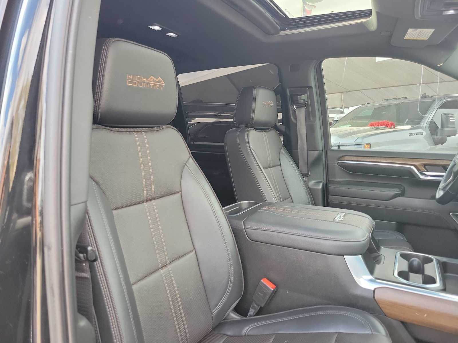 Thumbnail: 2024 Chevrolet Silverado 2500 - 14