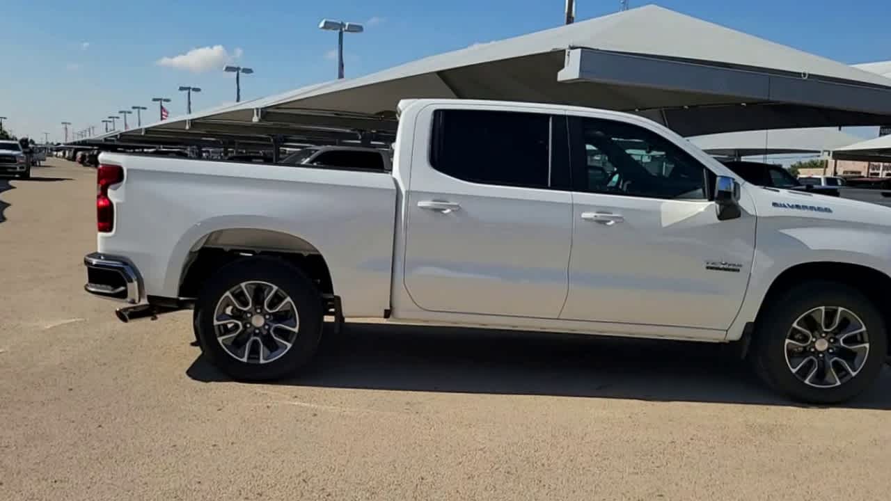 Thumbnail: 2026 Chevrolet Silverado 1500 - 2