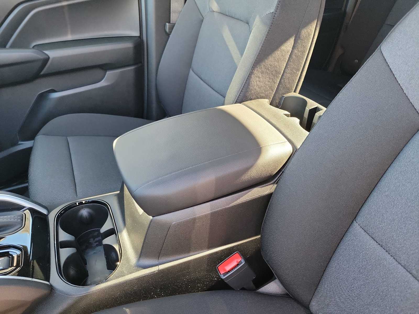 Thumbnail: 2026 Chevrolet Colorado - 16