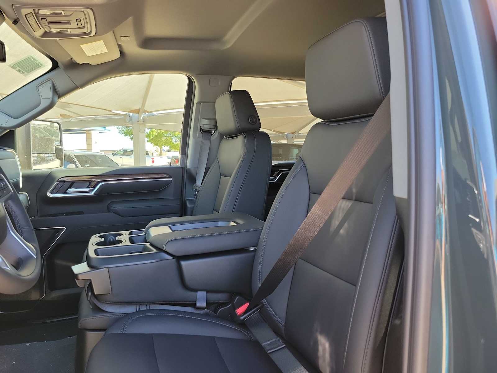 Thumbnail: 2026 Chevrolet Silverado 2500 - 11