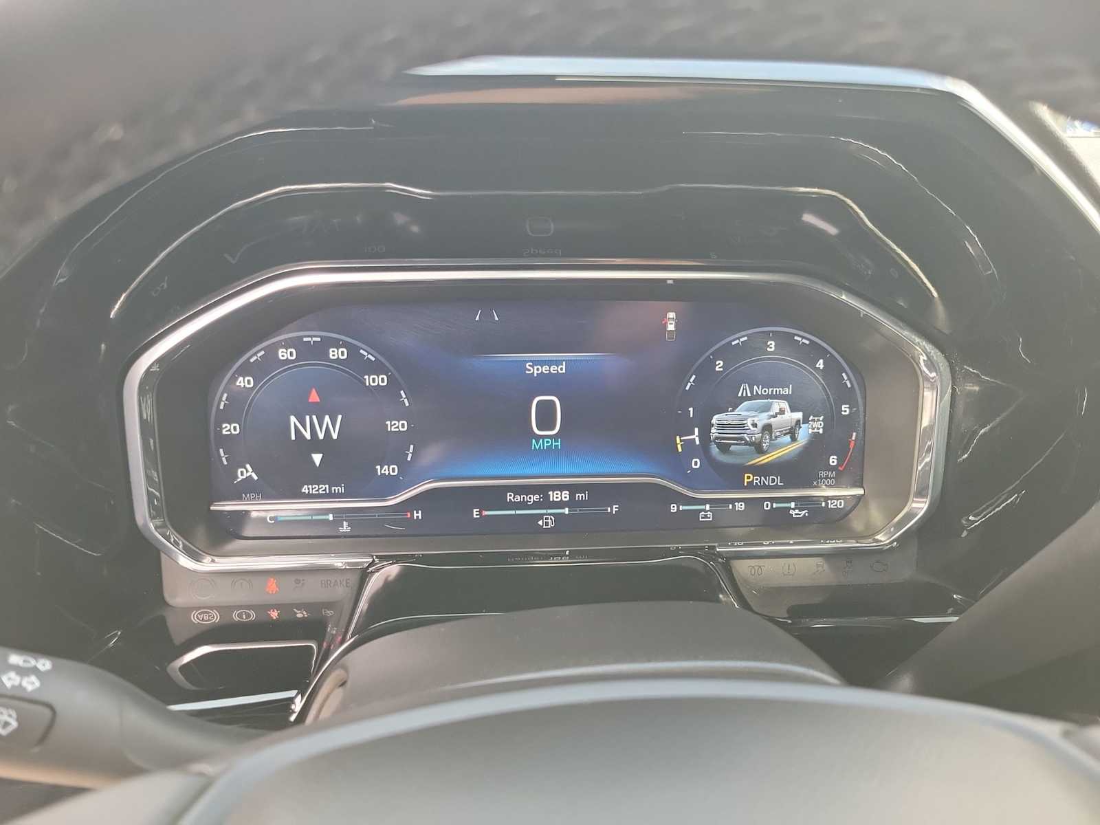 Thumbnail: 2024 Chevrolet Silverado 2500 - 18