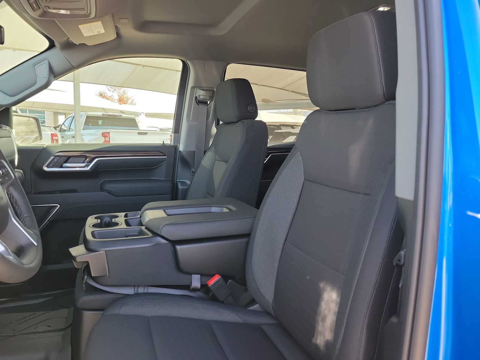 Thumbnail: 2026 Chevrolet Silverado 1500 - 11