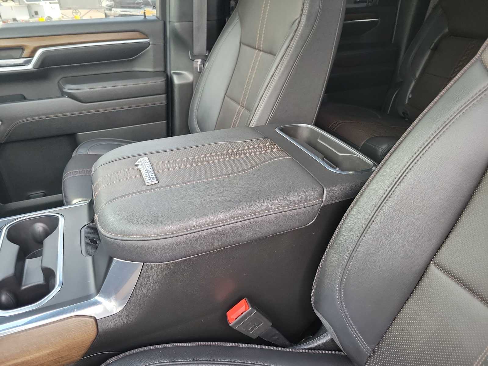 Thumbnail: 2024 Chevrolet Silverado 2500 - 16