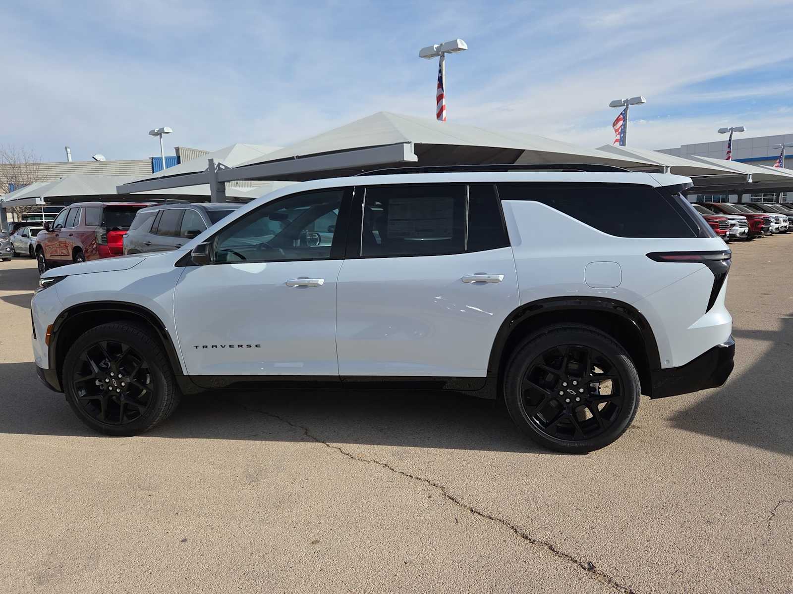 Thumbnail: 2026 Chevrolet Traverse - 3