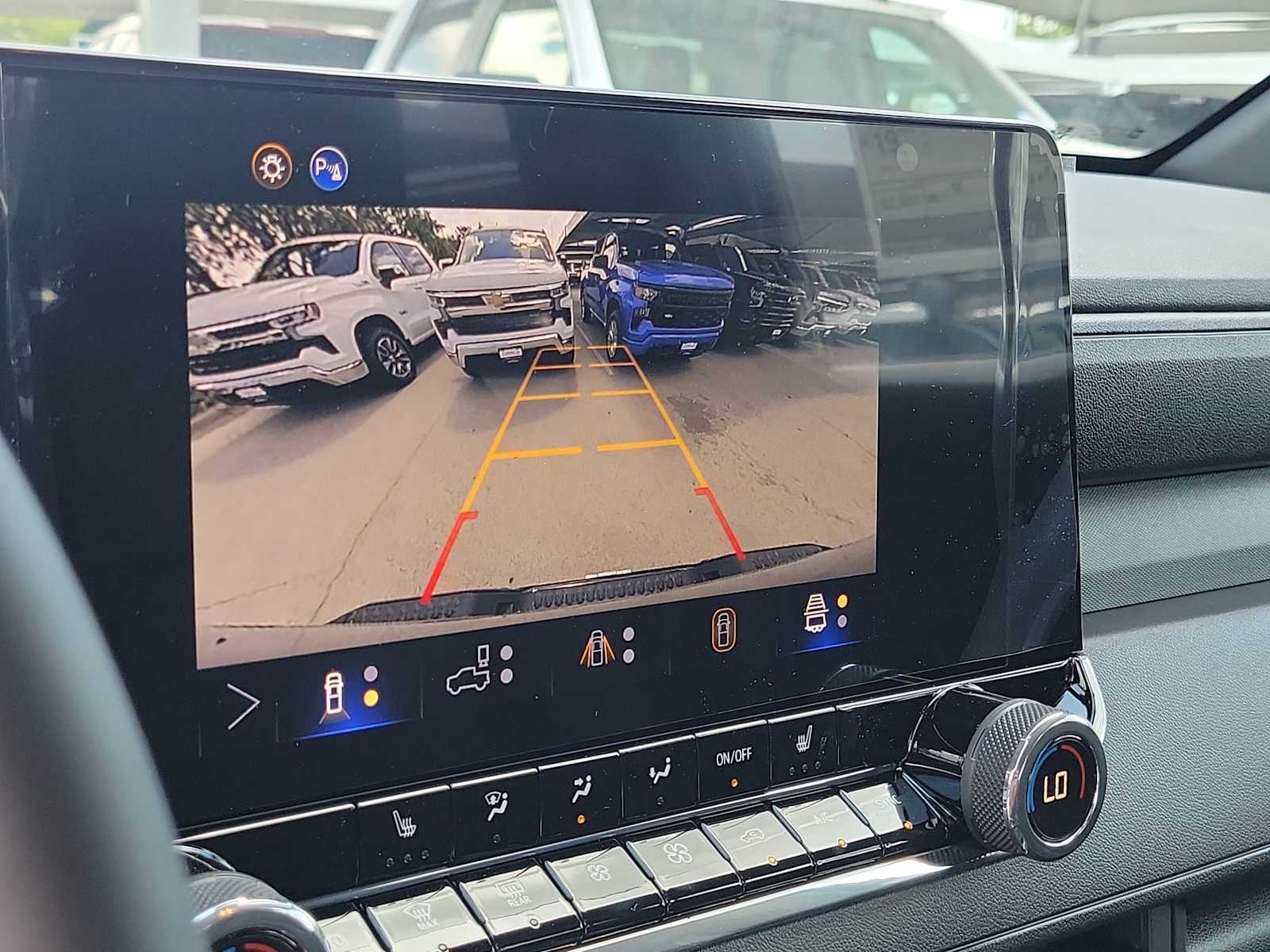 Thumbnail: 2026 Chevrolet Colorado - 20