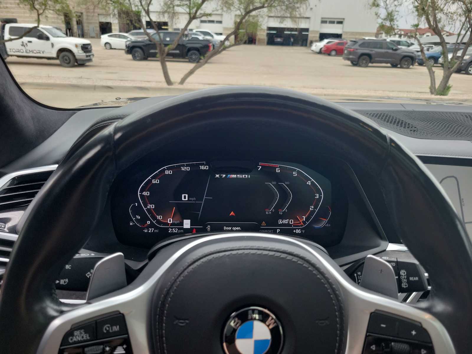 Thumbnail: 2022 BMW X7 - 22