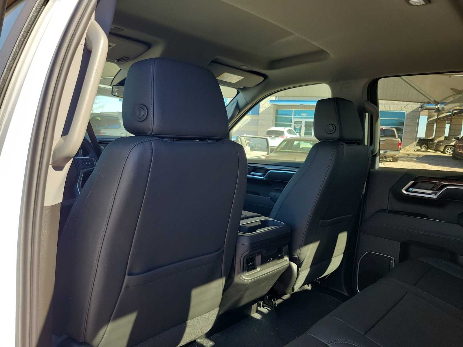 Thumbnail: 2026 Chevrolet Silverado 1500 - 12