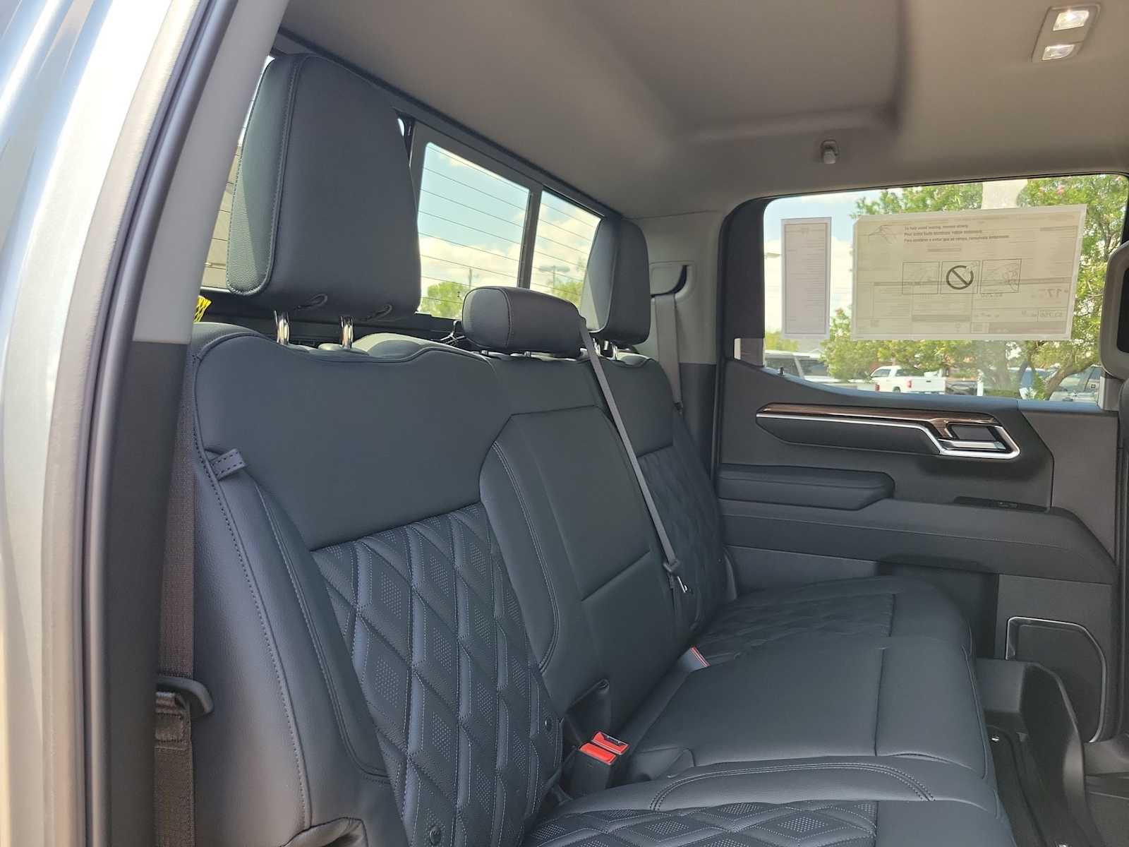 Thumbnail: 2025 Chevrolet Silverado 1500 - 21