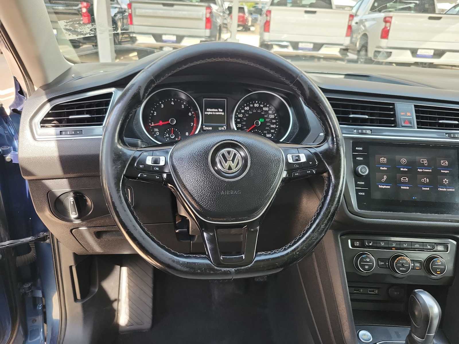 Thumbnail: 2018 Volkswagen Tiguan - 15