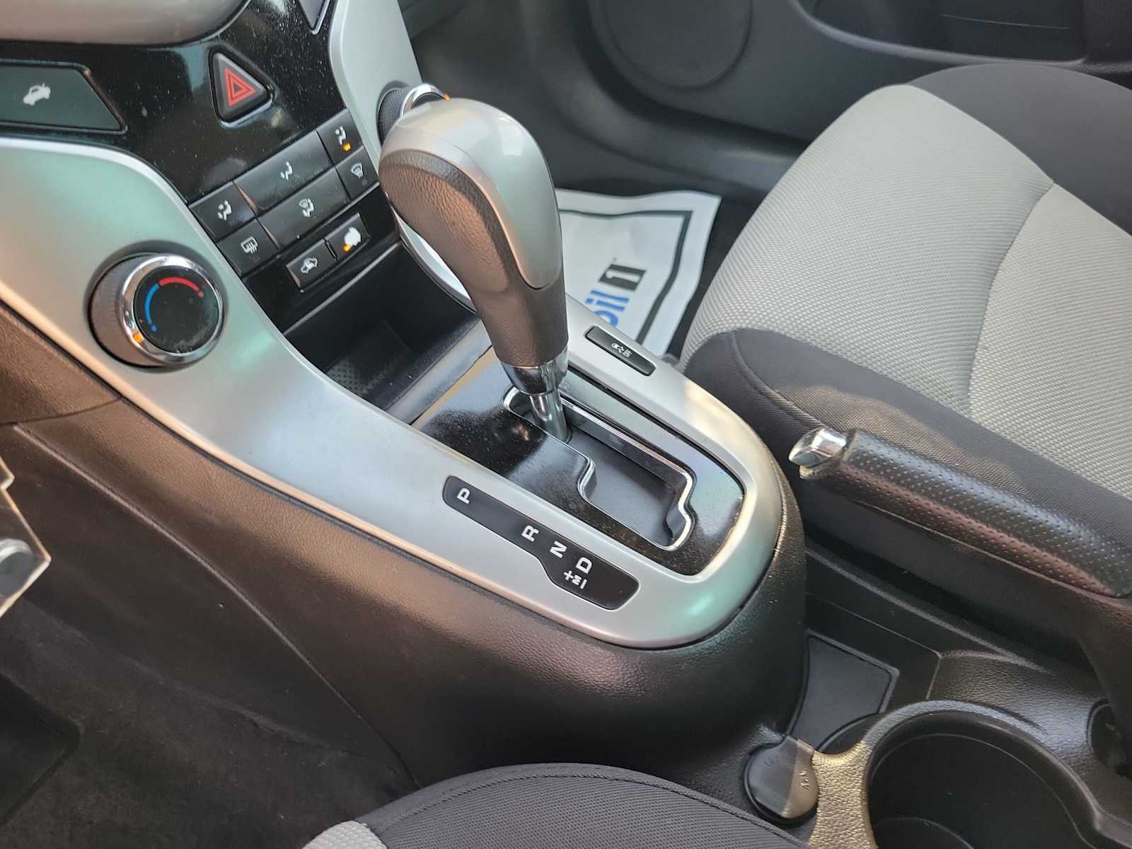 Thumbnail: 2016 Chevrolet Cruze - 17