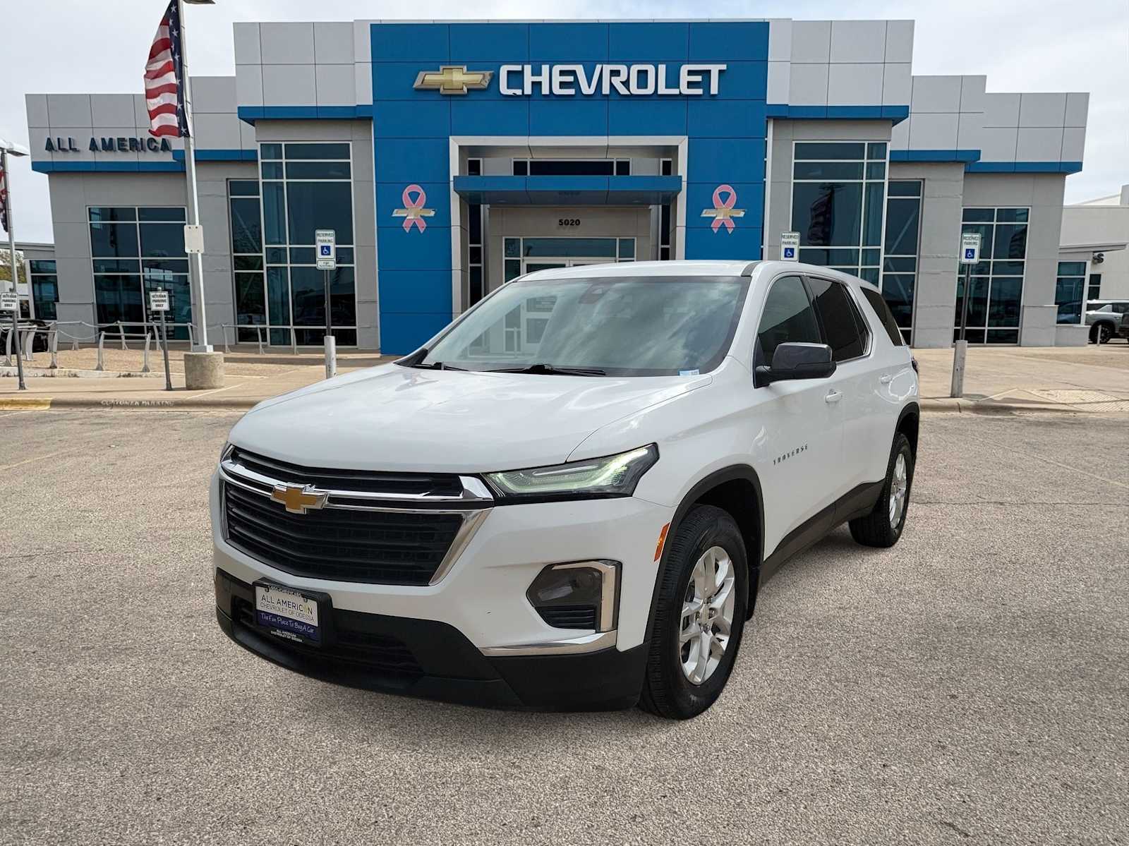 Thumbnail: 2022 Chevrolet Traverse - 1