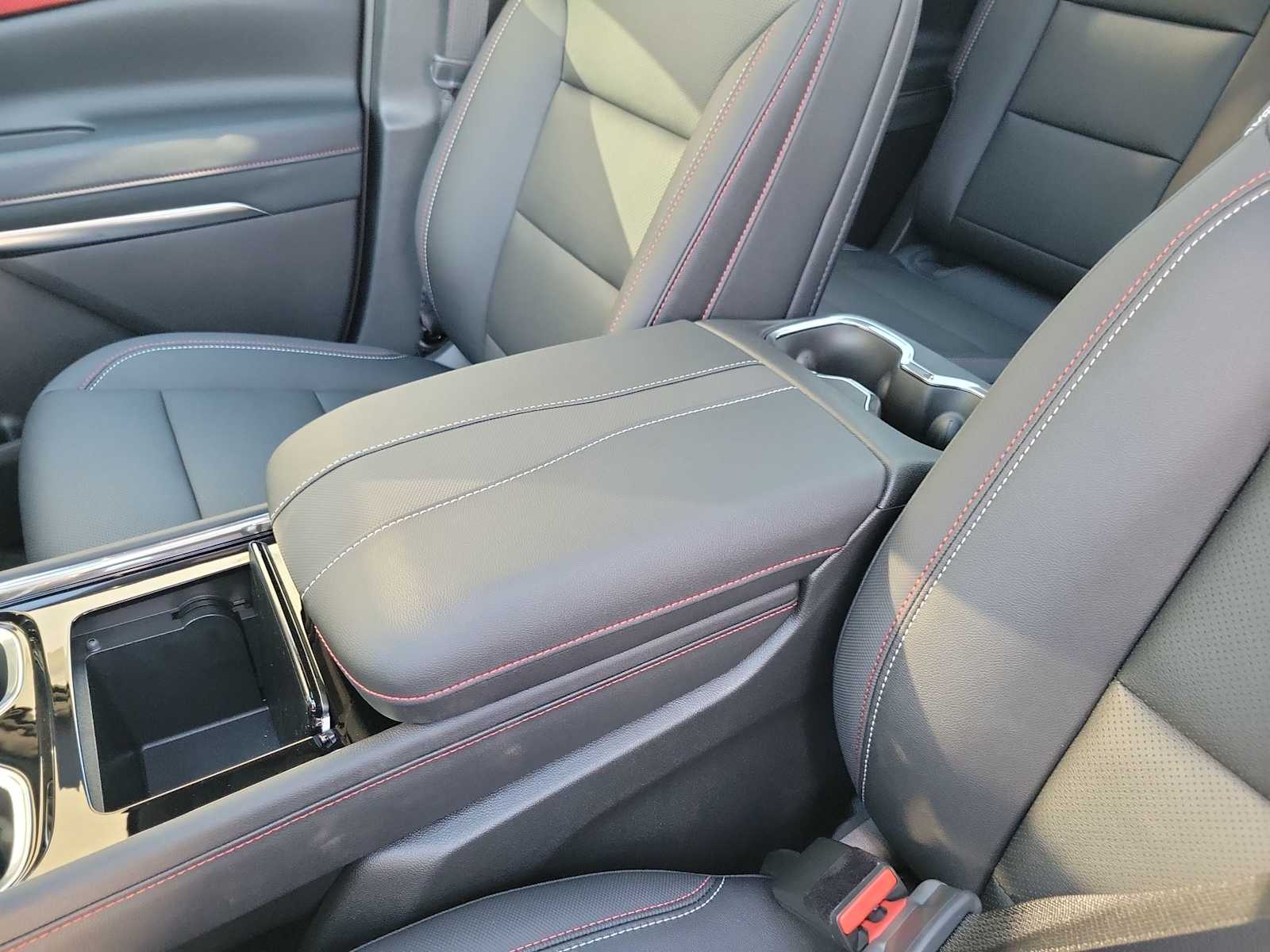 Thumbnail: 2026 Chevrolet Traverse - 16